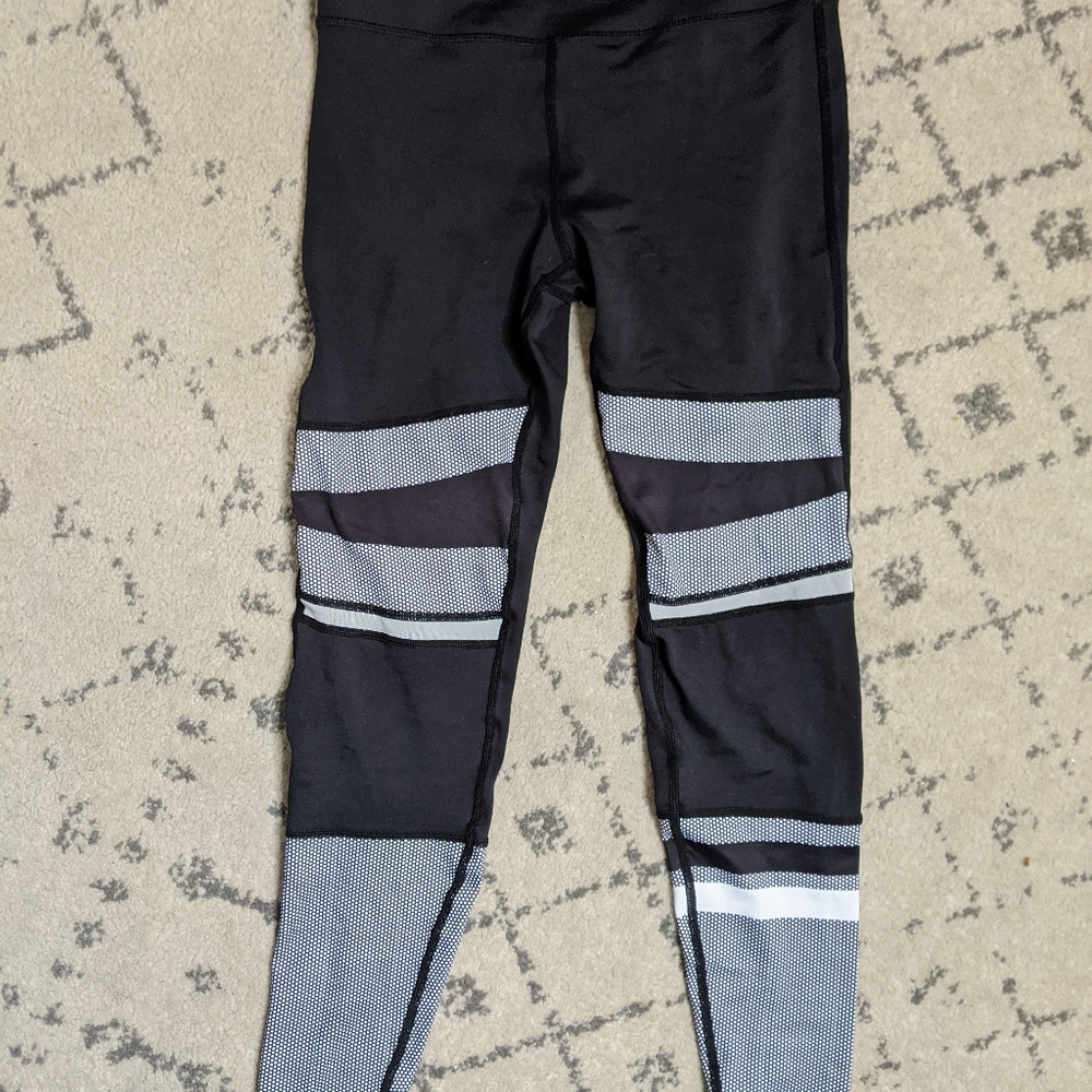 Lilybod Black/White & Mesh Leggings